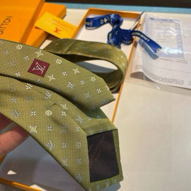 Louis Vuitton Neckties Resilient 268437