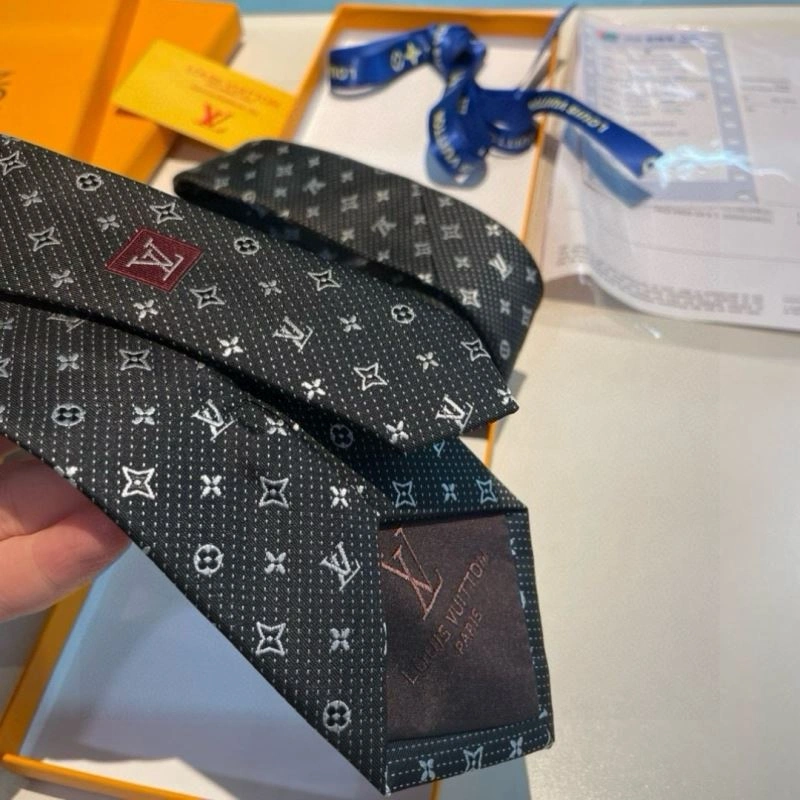 Louis Vuitton Neckties Sporty 268433