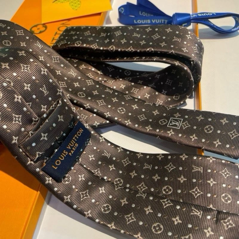 Louis Vuitton Neckties Breathable 268427