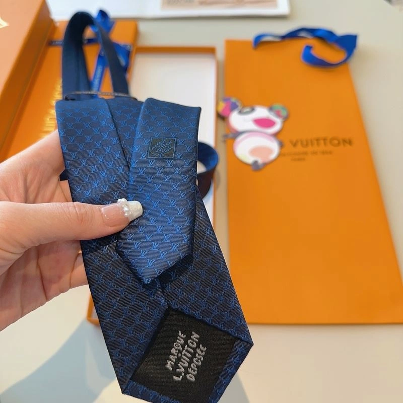 Effortless Louis Vuitton Neckties 269047