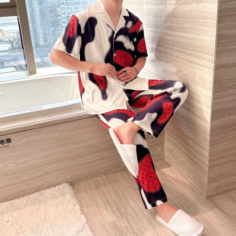 Louis Vuitton Nightwear Chic 269057