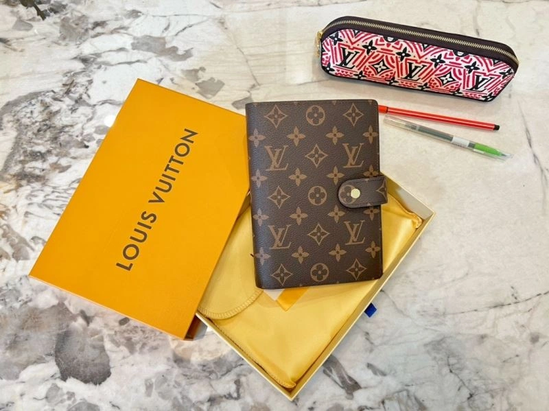 Louis Vuitton Notepads Breathable 269071