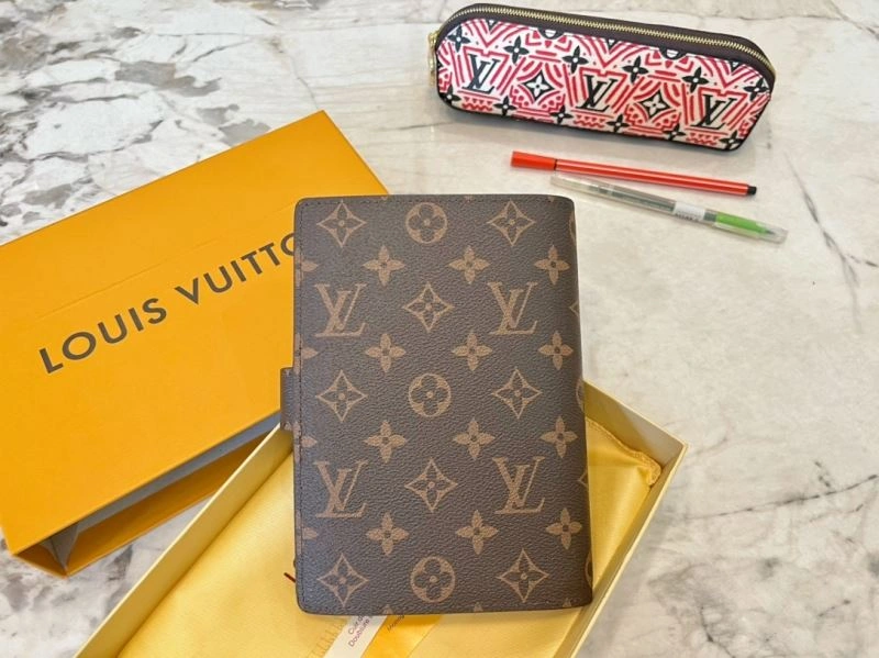Louis Vuitton Notepads Breathable 269071