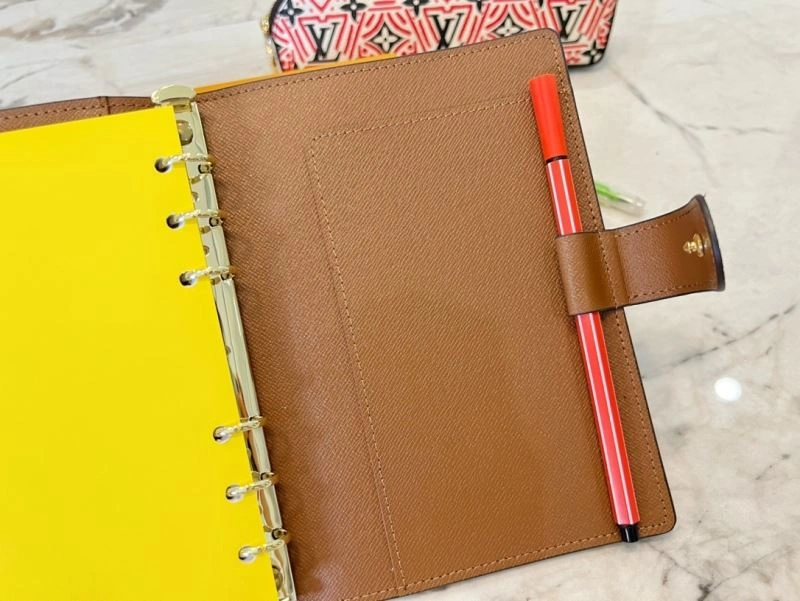 Louis Vuitton Notepads Breathable 269071