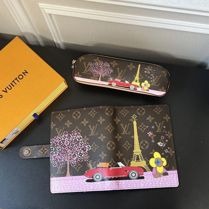 UrbanChic Louis Vuitton Notepads 269091