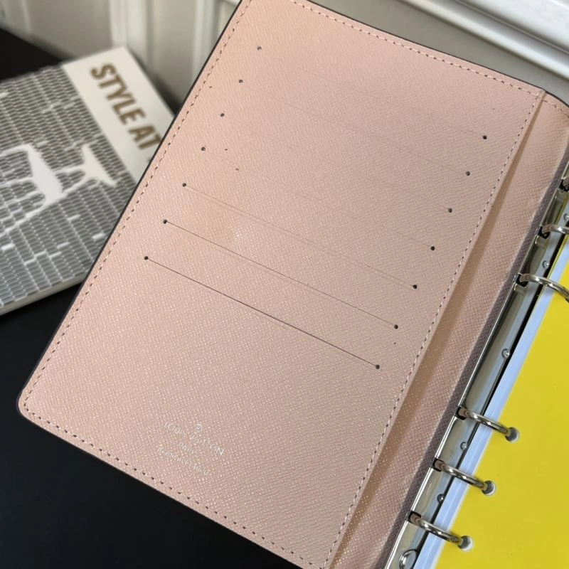 Stretchable Louis Vuitton Notepads 269092