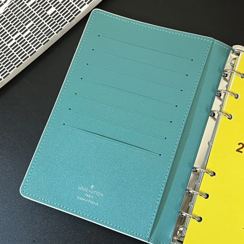 WaterResistant Louis Vuitton Notepads 269088