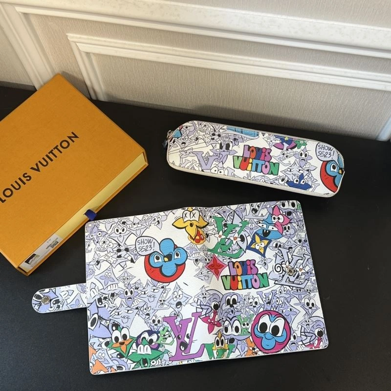 WaterResistant Louis Vuitton Notepads 269088
