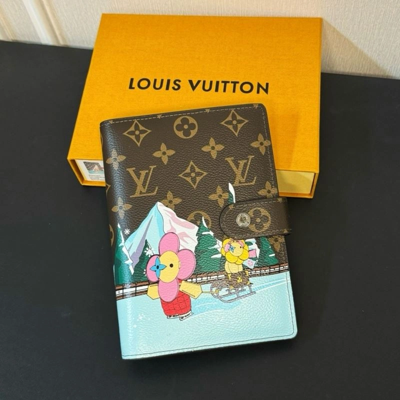 Vibrant Louis Vuitton Notepads 269067