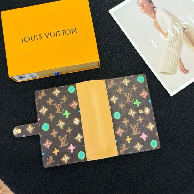Chic Louis Vuitton Notepads 269075
