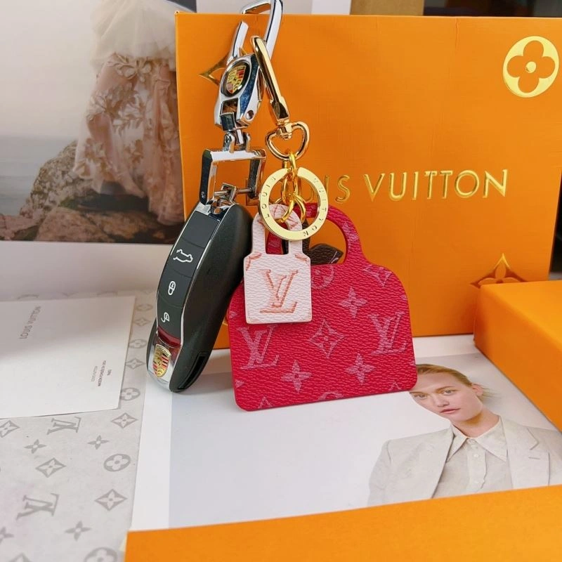 Louis Vuitton Ornaments UrbanChic 269860