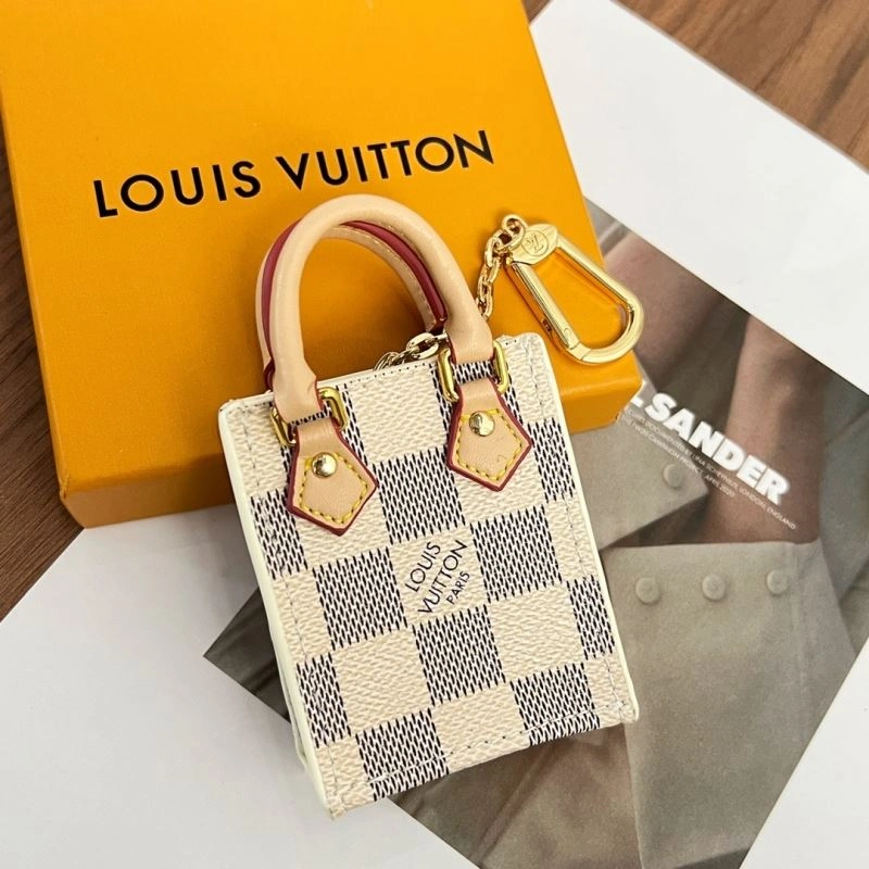 Comfortable Louis Vuitton Ornaments 269853