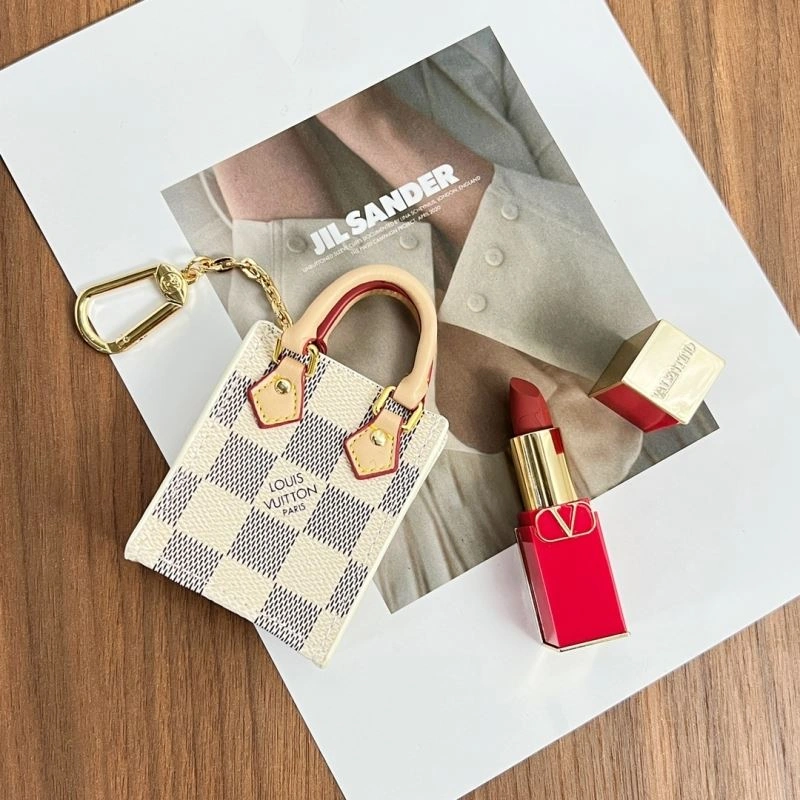 Comfortable Louis Vuitton Ornaments 269853