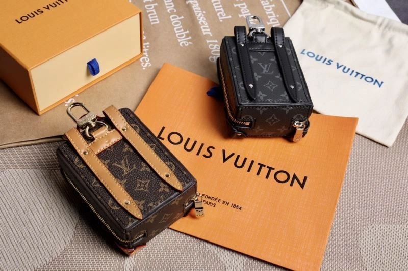 Louis Vuitton Ornaments Contemporary 269862