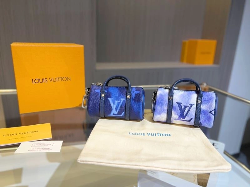 ZipUp Louis Vuitton Ornaments 269832