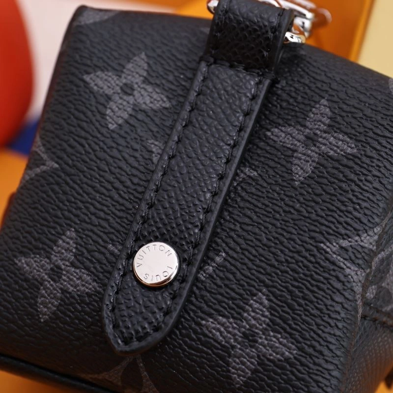 Upgraded Louis Vuitton Ornaments 269824