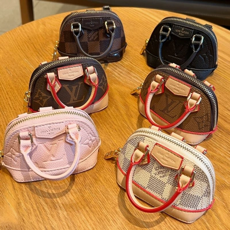 Compact Louis Vuitton Ornaments 269769