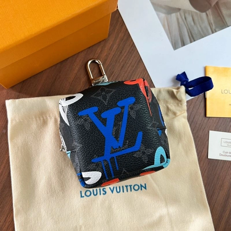 Louis Vuitton Ornaments Snug 269766