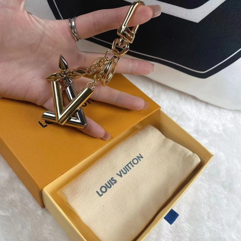 Affordable Louis Vuitton Ornaments 269775