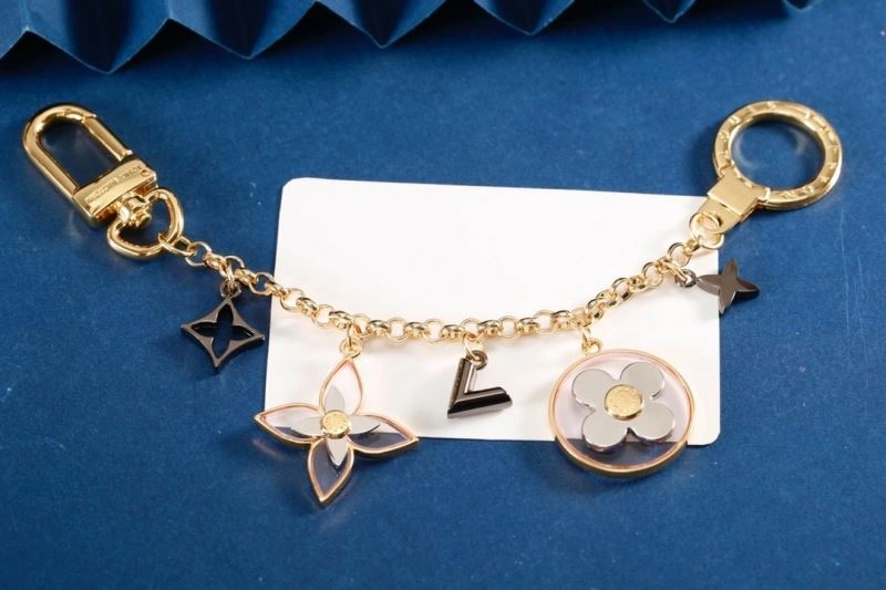 Unisex Louis Vuitton Ornaments 270388