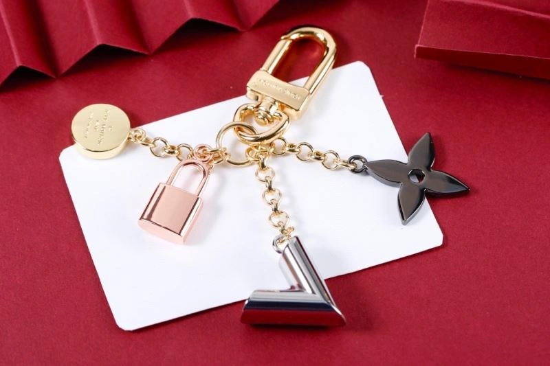 Sophisticated Louis Vuitton Ornaments 270389