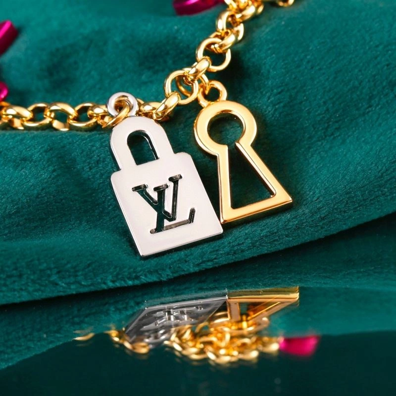GoodFit Louis Vuitton Ornaments 270393