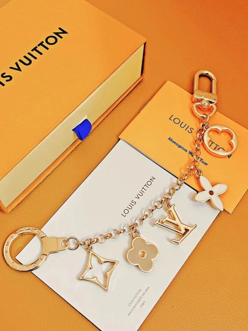 Compact Louis Vuitton Ornaments 270376