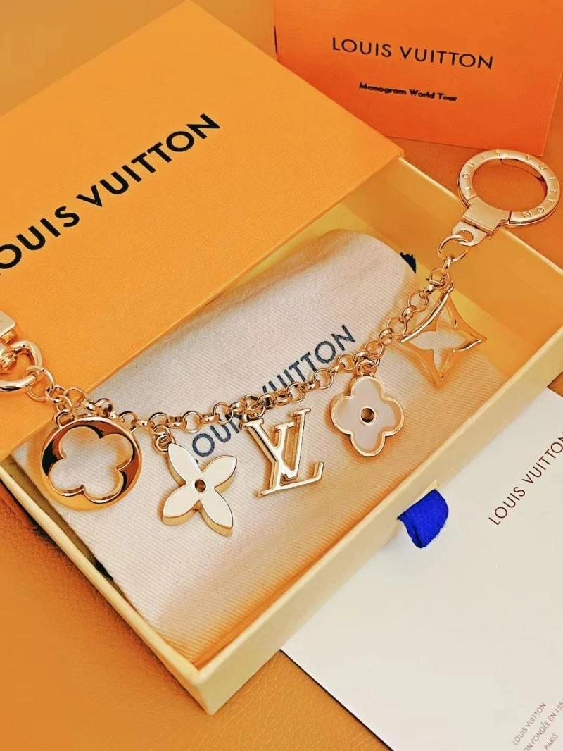 Compact Louis Vuitton Ornaments 270376