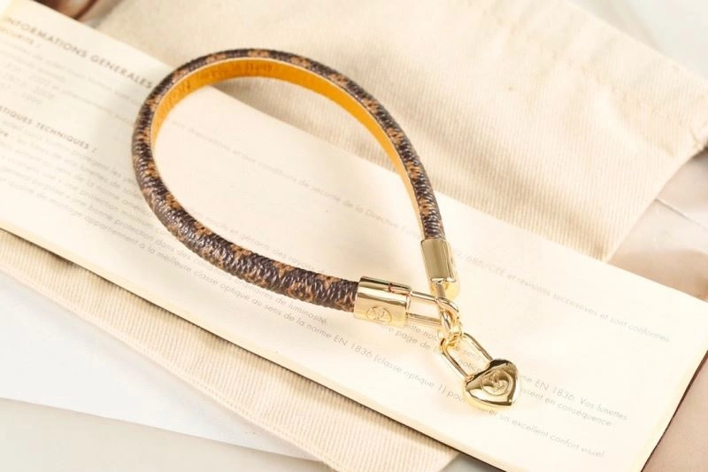 Sleek Louis Vuitton Ornaments 269512