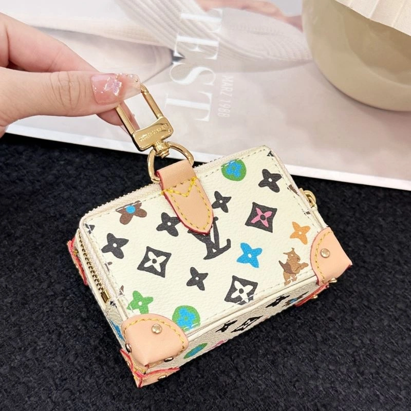Louis Vuitton Ornaments Practical 270317