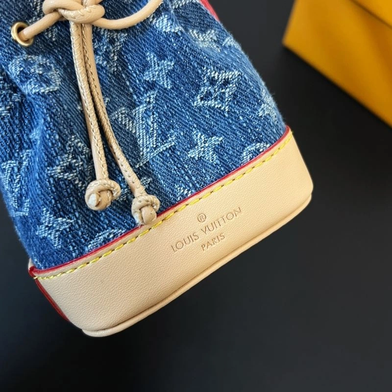 Louis Vuitton Ornaments Sophisticated 270316