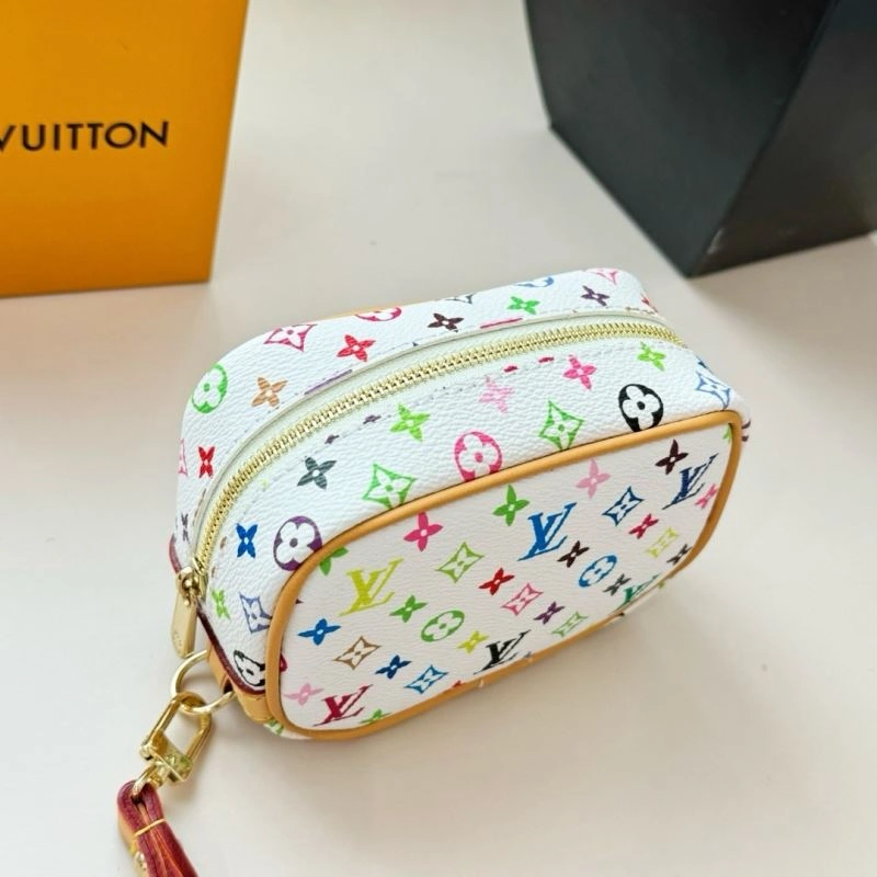 MoistureWicking Louis Vuitton Ornaments 270304