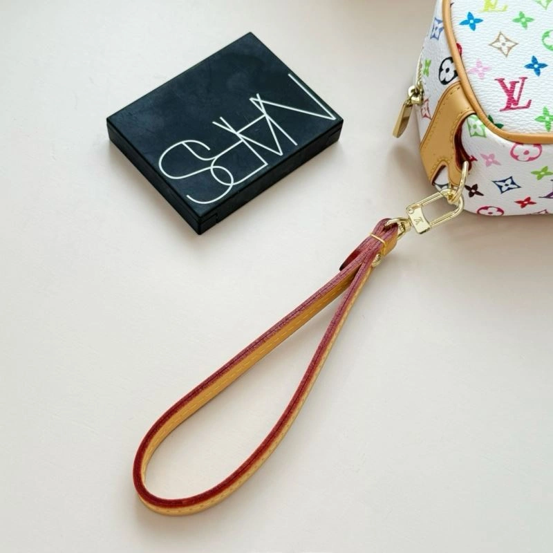 MoistureWicking Louis Vuitton Ornaments 270304