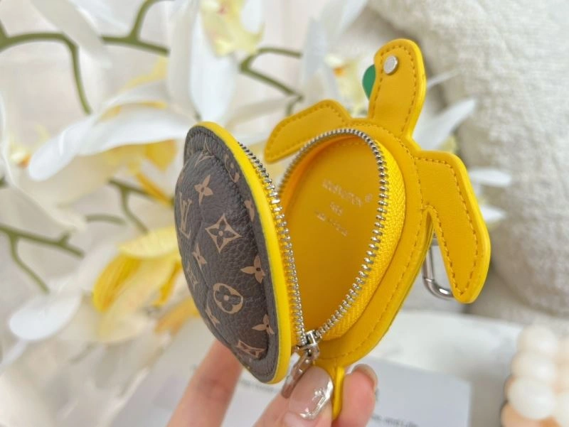 TechFriendly Louis Vuitton Ornaments 270325