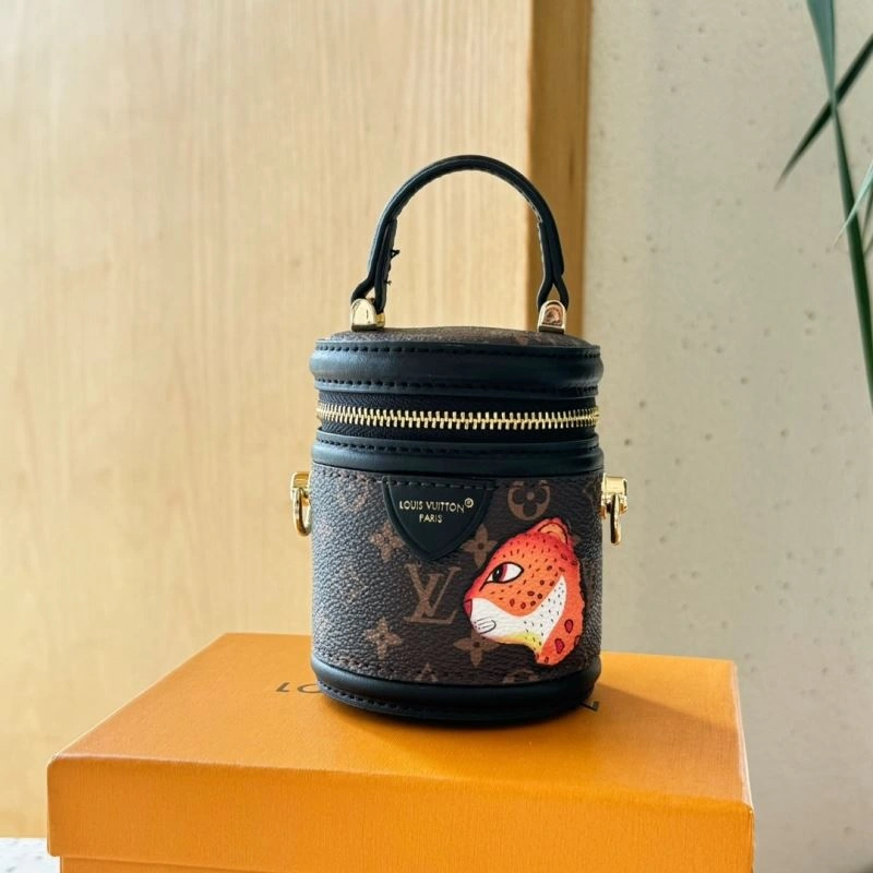 Youthful Louis Vuitton Ornaments 270263