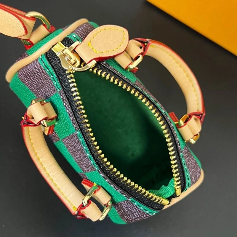 Louis Vuitton Ornaments Neat 270271