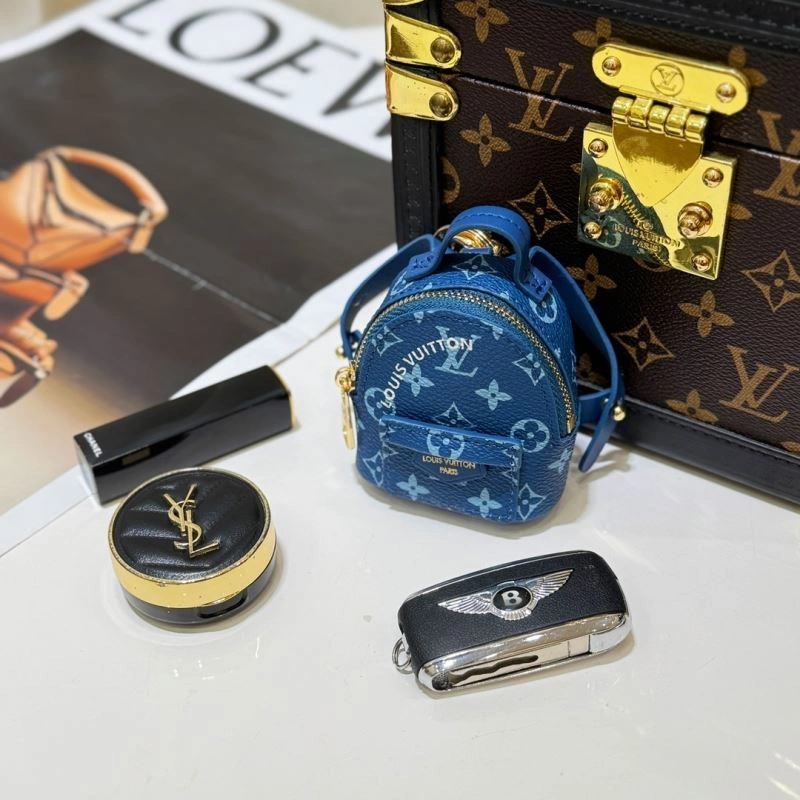 Louis Vuitton Ornaments Effortless 269987