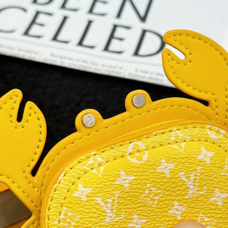Unisex Louis Vuitton Ornaments 269968