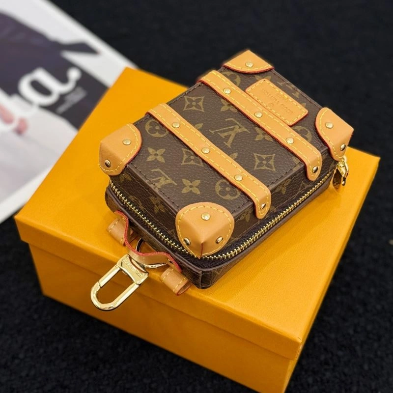 Bright Louis Vuitton Ornaments 269980