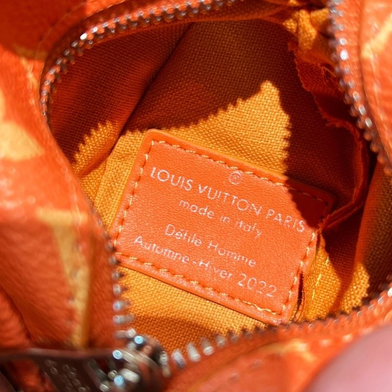 Louis Vuitton Ornaments Durable 269104