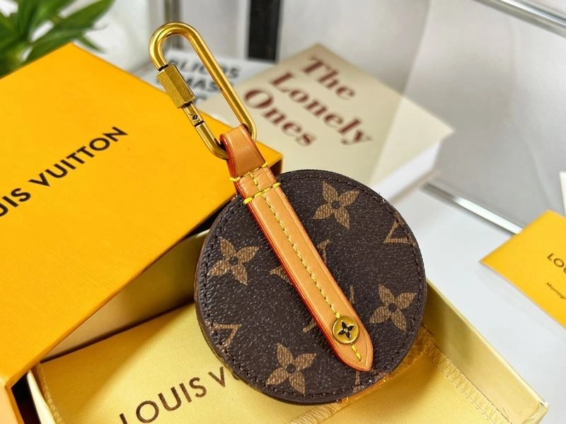 Louis Vuitton Ornaments Sleek 269936
