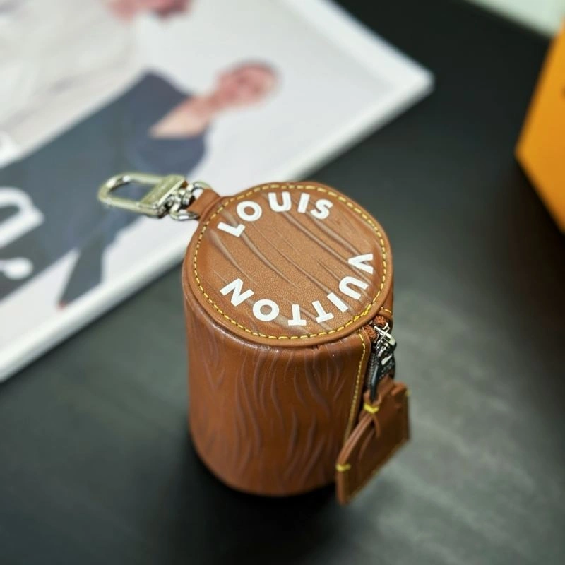 Louis Vuitton Ornaments Breathable 269917