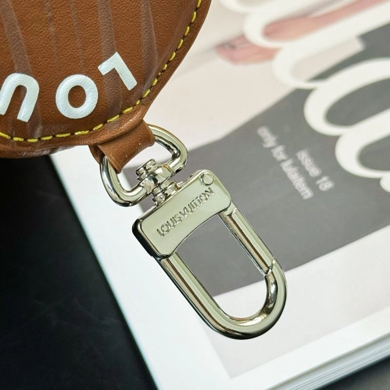 Louis Vuitton Ornaments Breathable 269917