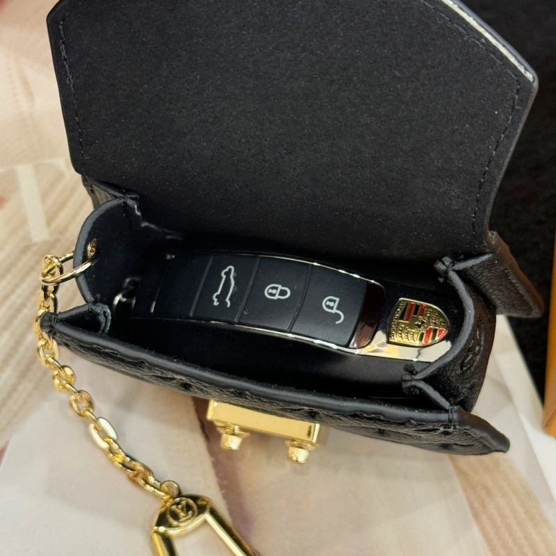 Louis Vuitton Ornaments Timeless 269900
