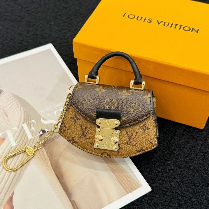 Louis Vuitton Ornaments Effortless 269898