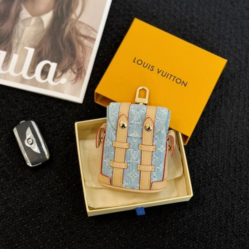 Louis Vuitton Ornaments Refined 269899