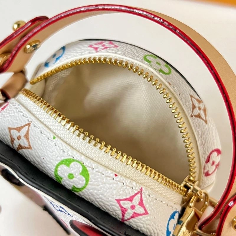 Louis Vuitton Ornaments Trendy 269694