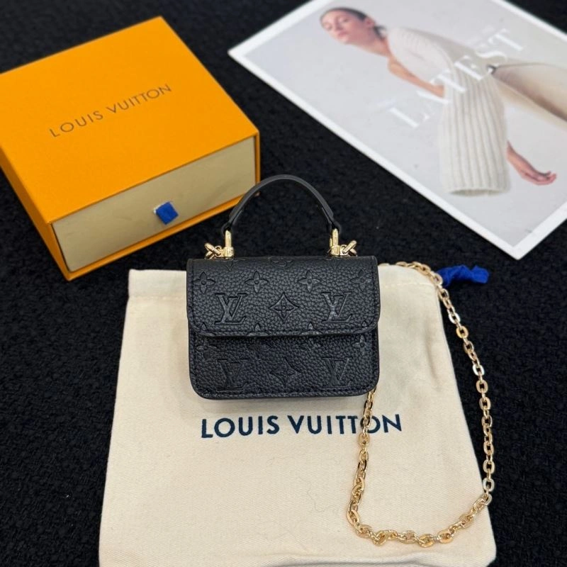 Louis Vuitton Ornaments Attractive 269663