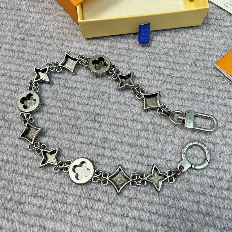 ModernLook Louis Vuitton Ornaments 269427