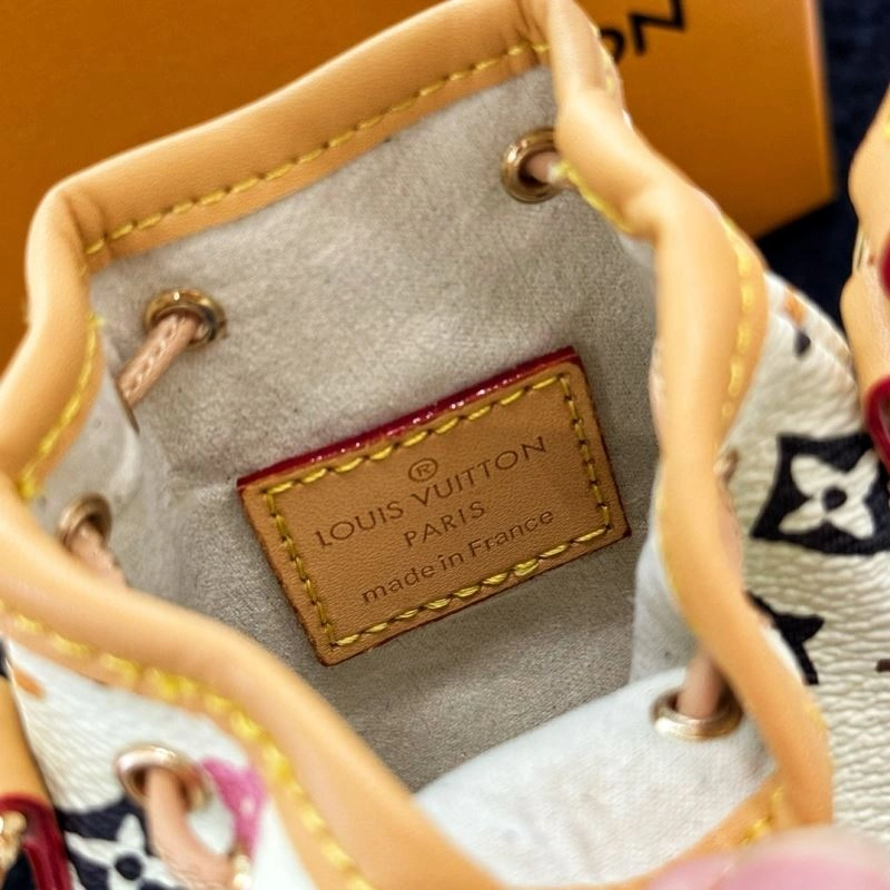 Versatile Louis Vuitton Ornaments 269376